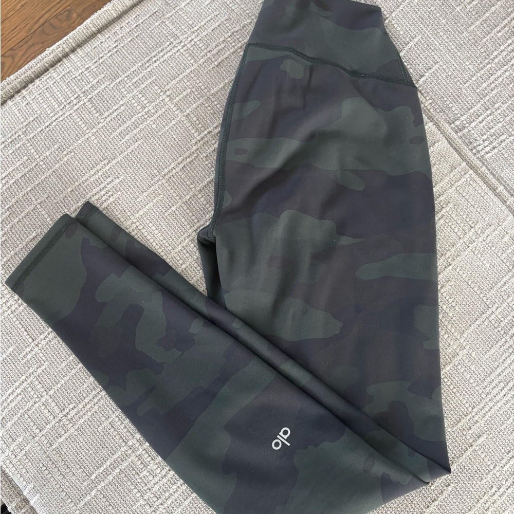 ALO Yoga Camo Active Leggings - Camouflage